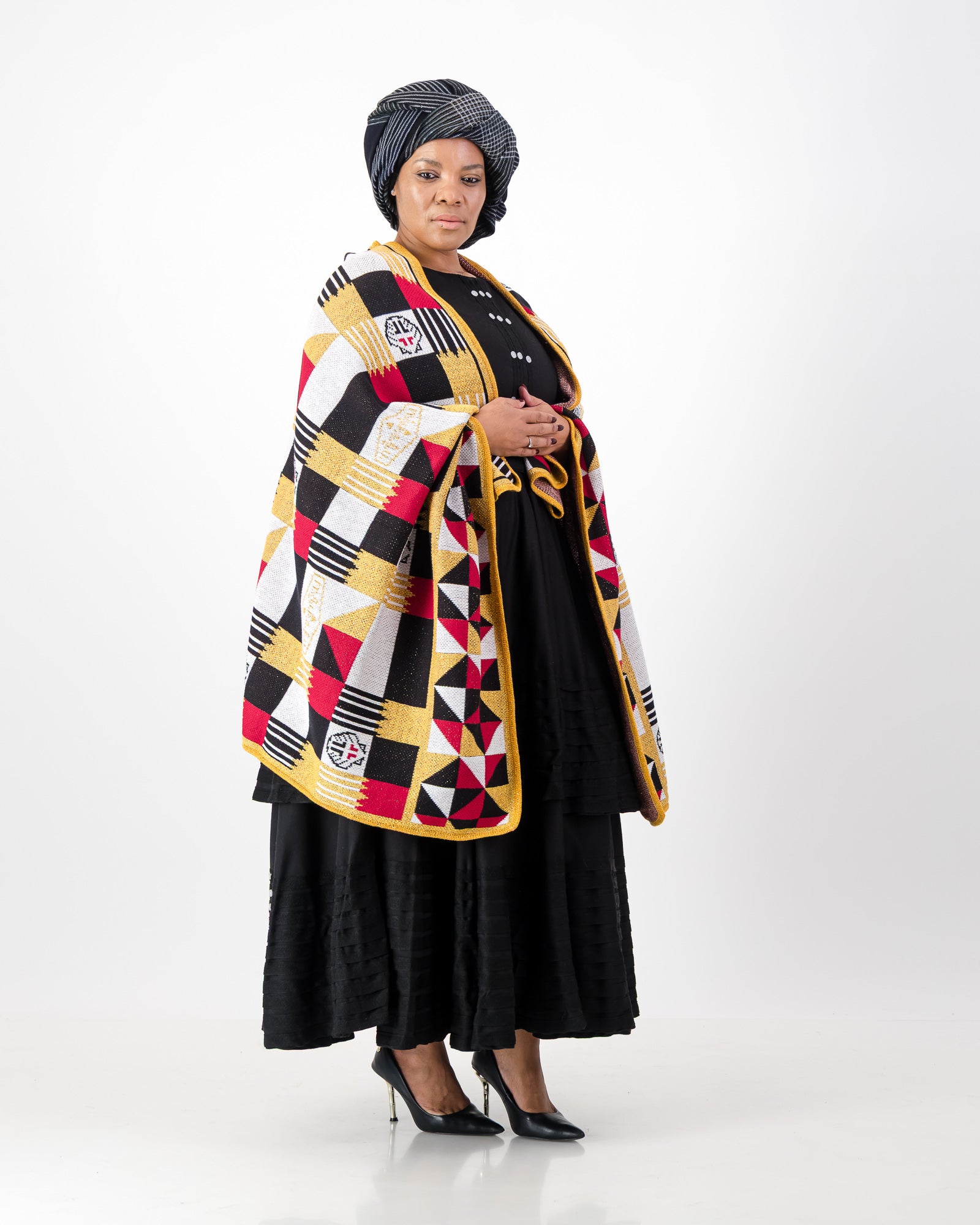 Leyonto Range - Shawl